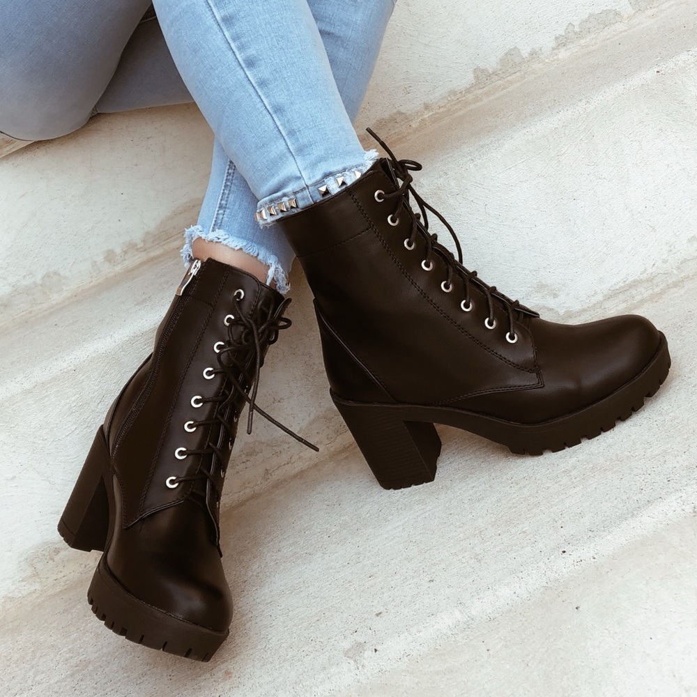 Simmi shoes combat boots